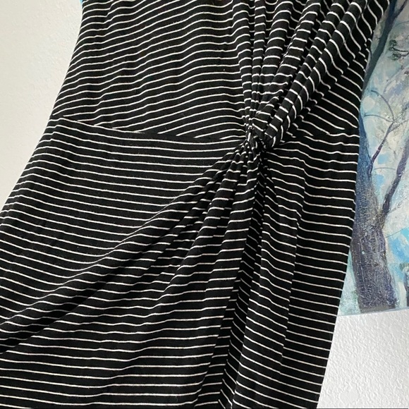 Macy’s Ultra Flirt Knot Front Dress - Picture 3 of 6